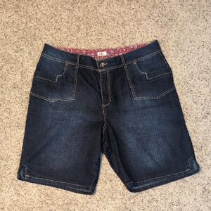 Northcrest Women’s Plus Denim Bermuda Length Shorts 16W